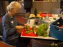 Samen eten en koken met de buren
