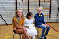 3-kinderen-op-stoel-Piet-Jonker-weidevenner